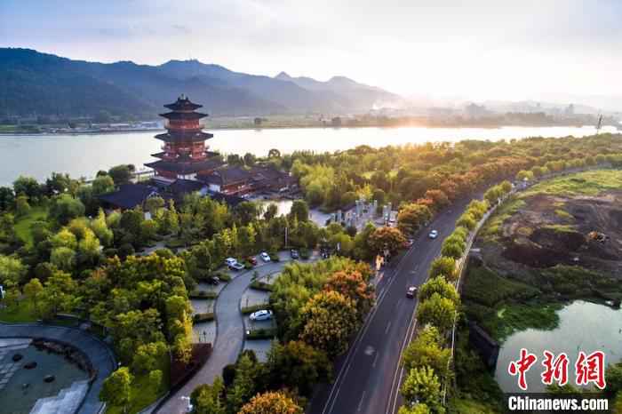 丽水市区 雷宁 摄